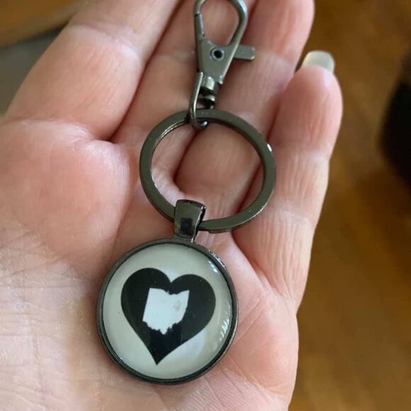 Heart of Ohio Keychain - Picture 1 of 1